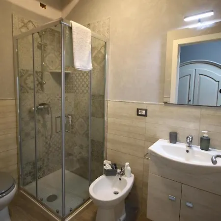 Bed and breakfast Cavirani 3*