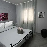 Cavirani 3*