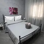 Bed and breakfast Cavirani 3*