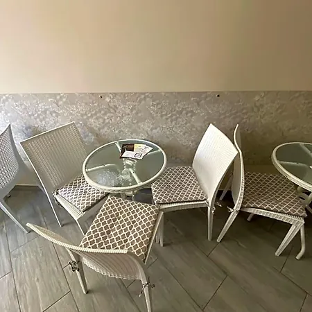 Frühstückspension Cavirani 3*